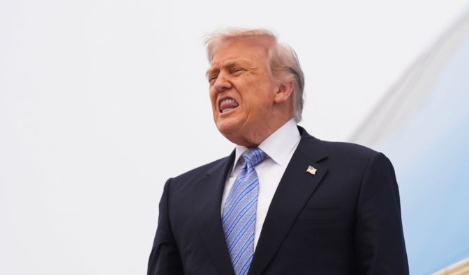US-Präsident altert "rückwärts" – Netz spottet über Trump-Posts Donald Trump