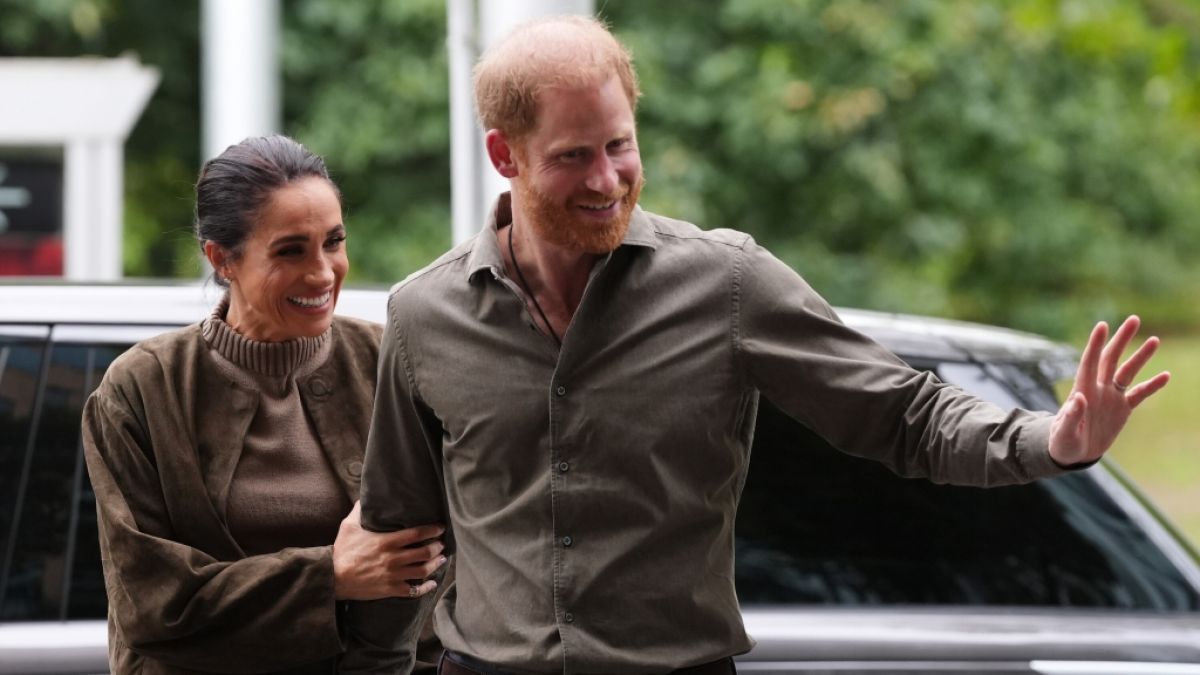 Meghan und Harry feiern Hochzeitstag &ndash; altes Geschenk von Charles r&uuml;ckt wieder in den Fokus (Foto)
