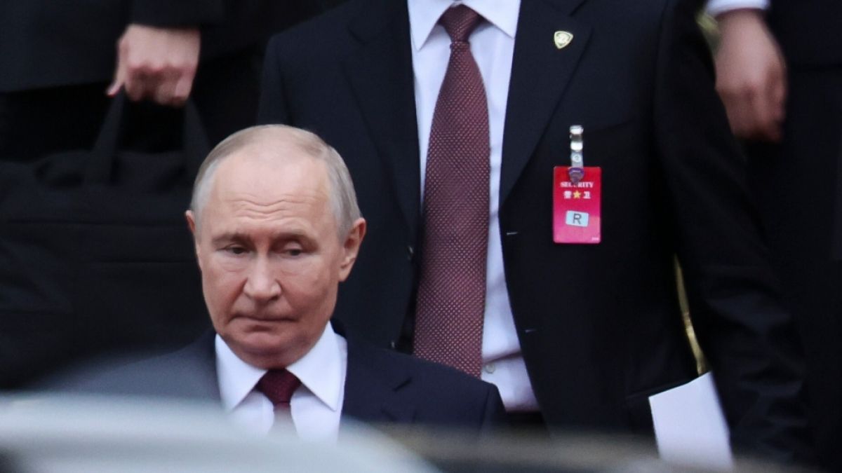 N&auml;chster Schlag gegen Putin: Selenskyj meldet Angriff auf ein FSB-Hauptquartier in der Region Cherson. (Foto)