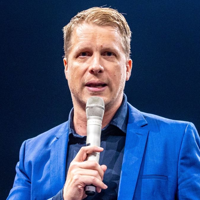 Wegen Amiras Schwangerschaft geht der Comedian auf ihren Partner los