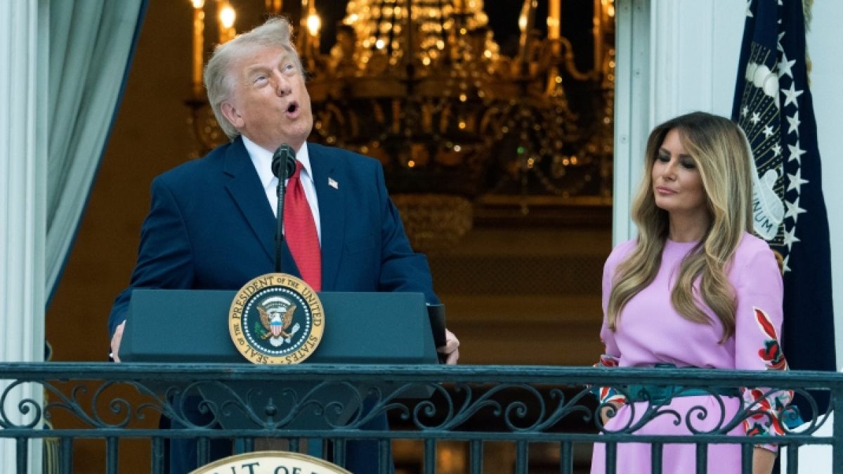 Donald Trump schw&auml;nzt offenbar die Hochzeit seines eigenen Sohnes. (Foto)