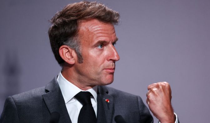 Frankreichs Präsident warnt Lukaschenko vor Kriegseintritt Emmanuel Macron