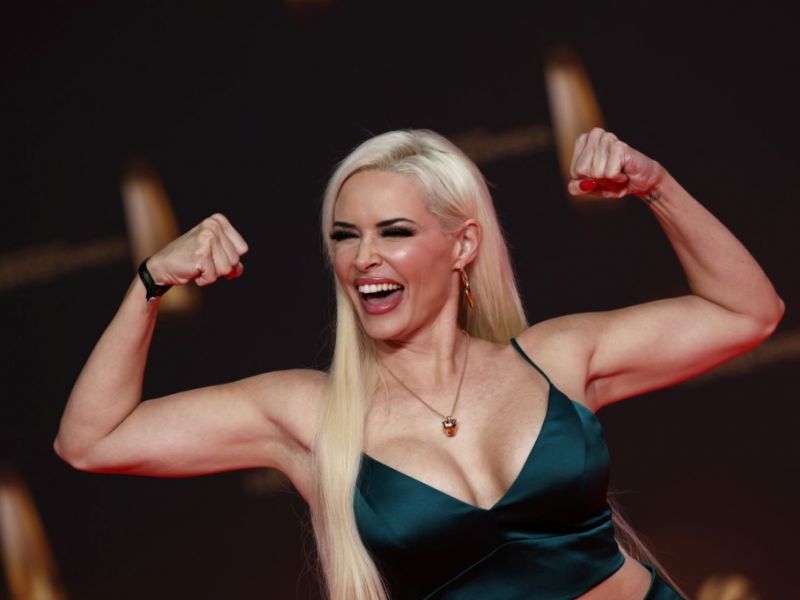 Daniela Katzenberger: Ihr Mann kann sie nicht umstimmen - TV-Star findet sich "hässlich"
