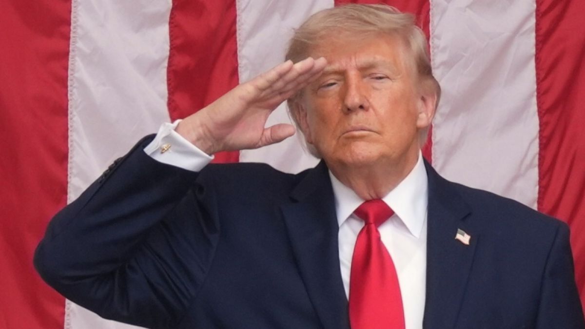 Donald Trump sorgt mit kontroversen Feiertagsgr&uuml;&szlig;en f&uuml;r Schlagzeilen. (Foto)