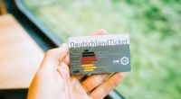 CDU-Idee sorgt für Diskussionen: Bürgergeld-Empfänger könnten Deutschlandticket erhalten
