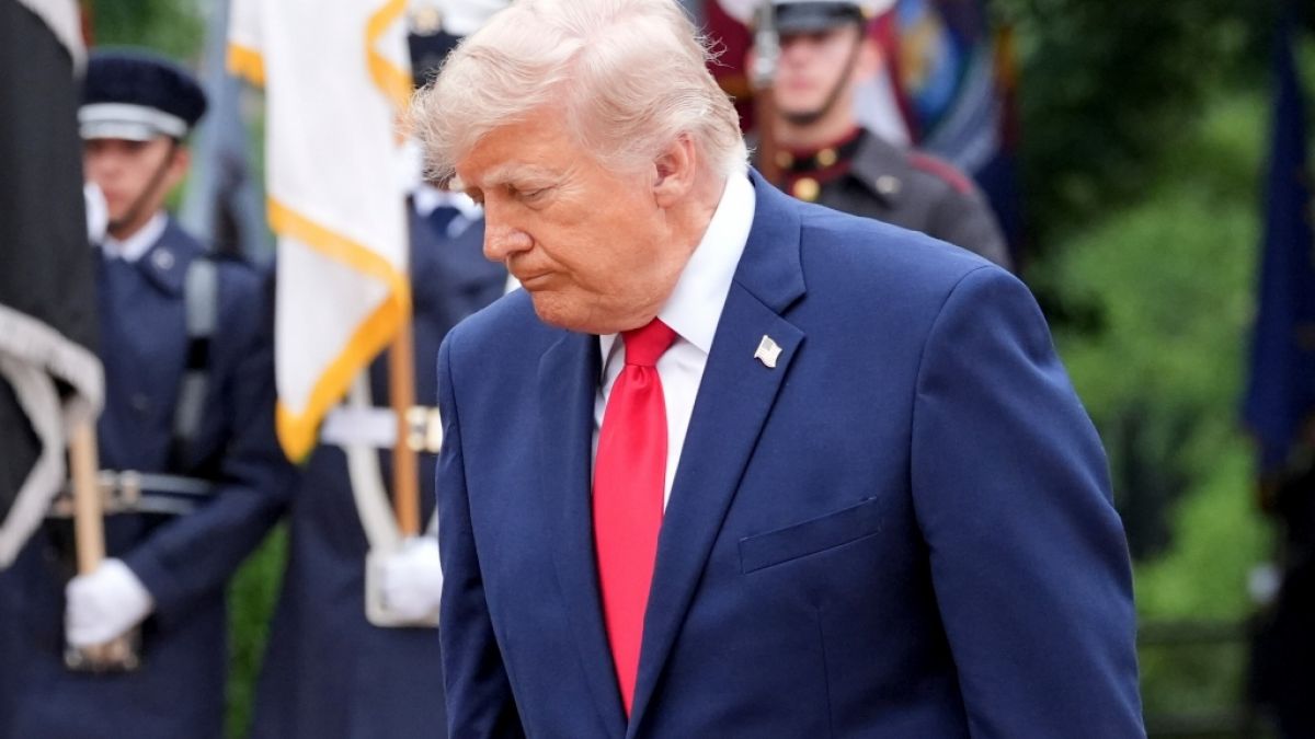 Donald Trump und der MAGA-Bewegung k&ouml;nnte der republikanische Abgeordnete Thomas Massie auch nach der Wahlniederlage in Kentucky zur Gefahr werden, wie Insider prognostizieren. (Foto)
