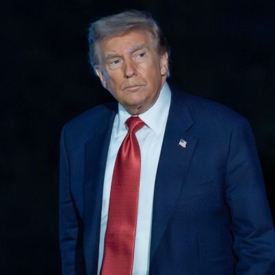 Wirbel um goldene Statuen - Trump lässt Steuerzahler blechen