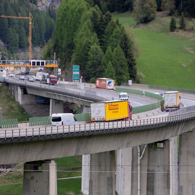 Wichtigste Alpenroute wird mitten in den Ferien lahmgelegt