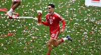 Aleksandar Pavlovic durfte 2026 erneut die Deutsche Meisterschaft mit dem FC Bayern München feiern.