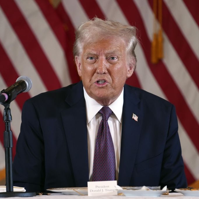 Donald Trumps Name wird wieder vom Kennedy Center entfernt.