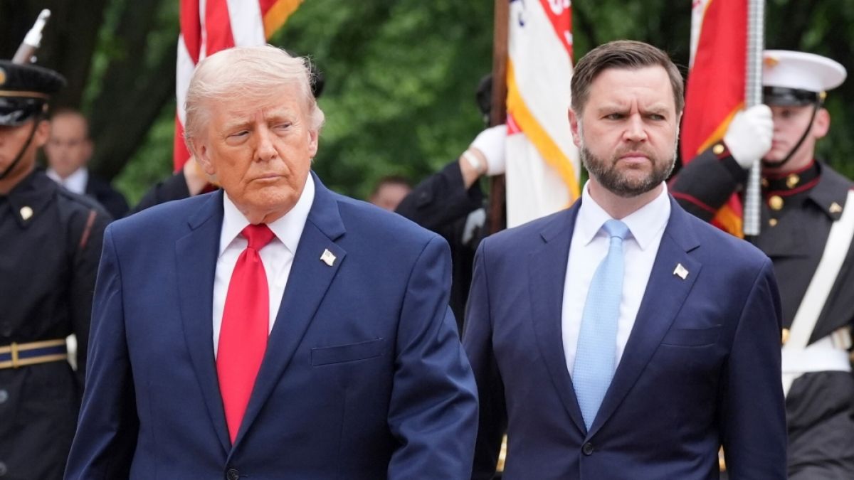 Wie harmonisch ist das Verh&auml;ltnis von US-Pr&auml;sident Donald Trump und seinem Stellvertreter J.D. Vance (v.l.) wirklich? (Foto)