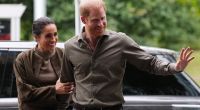 Für die Kameras strahlen Meghan Markle und Prinz Harry um die Wette, doch hinter den Kulissen soll das liebe Geld für eine handfeste Ehekrise sorgen.