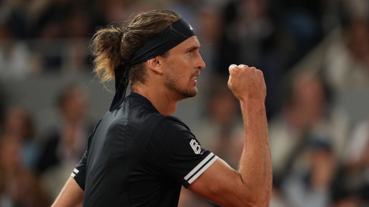 Alexander Zverev steht im Halbfinale der French Open. (Foto)