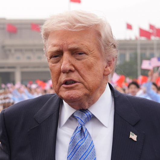 Mitten in der Nacht flehte Donald Trump, dass er unschuldig ist.