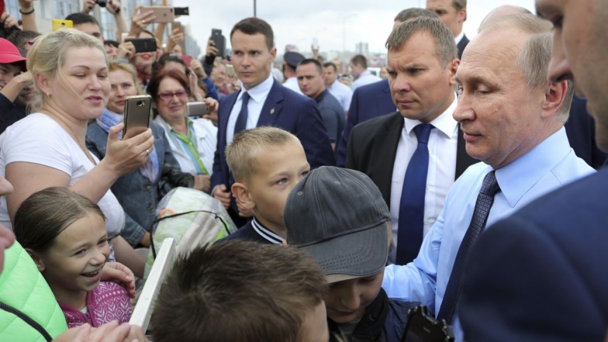 K&ouml;nnen Kinder f&uuml;r Wladimir Putin das aktuelle Personal-Problem auf dem russischen Arbeitsmarkt l&ouml;sen? (Foto)