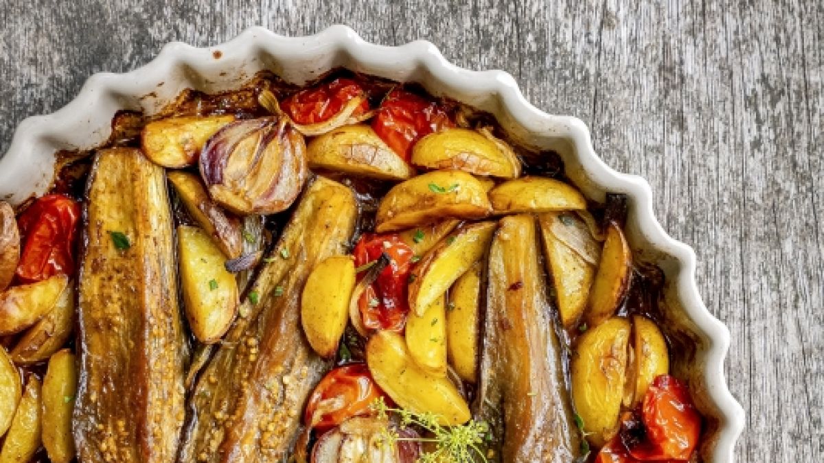Brath&auml;hnchen-Auberginen mit allem Drum  Dran (Foto)