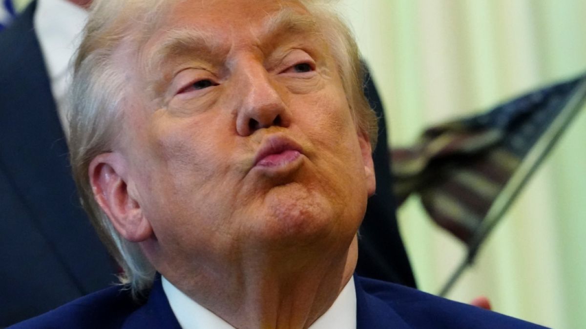F&uuml;r Donald Trump hagelt es Absagen f&uuml;r "seine" Geburtstagsparty. (Foto)