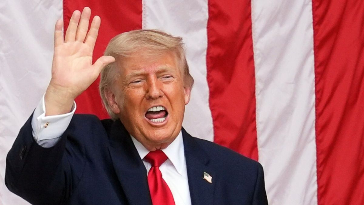 Donald Trump konnte sp&auml;tabends wieder nicht an sich halten. (Foto)