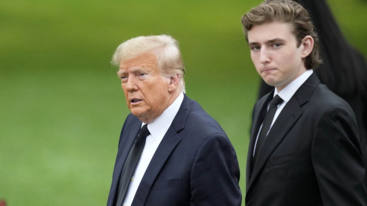 Donald Trump zusammen mit seinem Sohn Barron. (Foto)