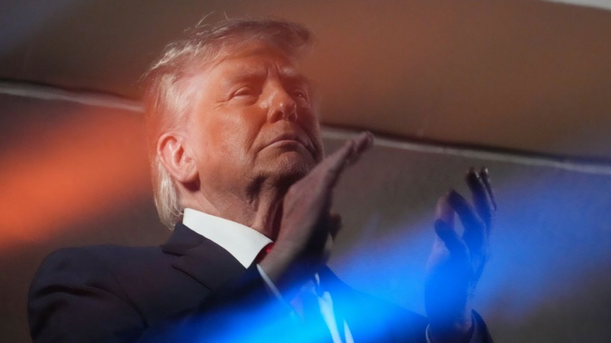 Donald Trump rechtfertigt Milit&auml;rschl&auml;ge gegen den Iran mit einer Szene aus einer Kultserie. (Foto)
