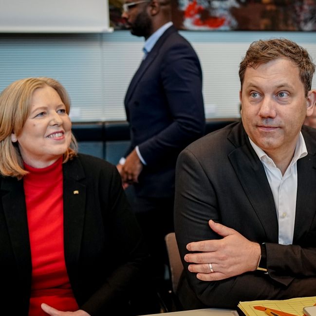 Wirbel um SPD-Hammer - Spekulationen um Chef-Aus
