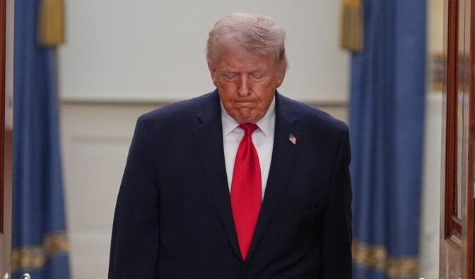 Verheerendes Eigentor - jetzt schlägt selbst sein eigener Meinungsforscher Alarm Donald Trump