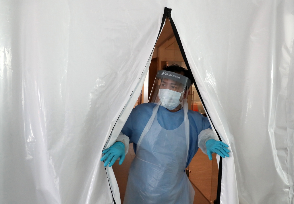 Coronavirus News Aktuell Pandemie Ende In 10 Jahren Experten Wagen 