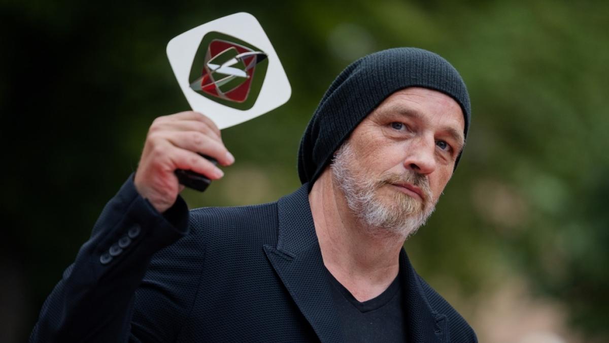 Comedian Torsten Str&auml;ter auf dem Weg zur 58. Grimme-Preisverleihung. (Foto)