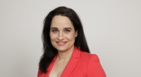 Die Dermatologin Dr. Yael Adler im Porträt.