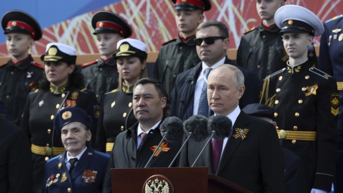 Der Auftritt von Wladimir Putin am Tag des Sieges l&ouml;ste erneut Spekulationen um einen m&ouml;glichen Doppelg&auml;nger aus. (Foto)
