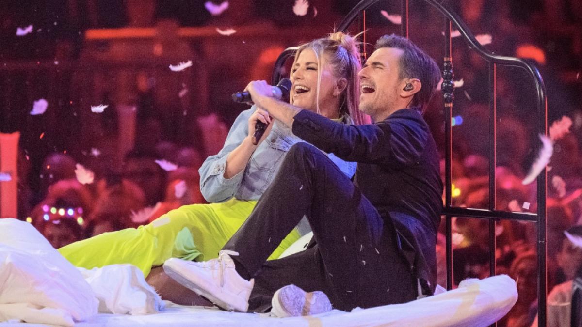 Beatrice Egli wurde von einem Fan mit einer Liebeserkl&auml;rung an Florian Silbereisen &uuml;berrascht. (Foto)