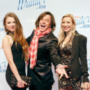 Jürgen Drews mit den zwei wichtigsten Frauen in seinem Leben: Tochter Joelina (links) und Ehefrau Ramona (rechts).