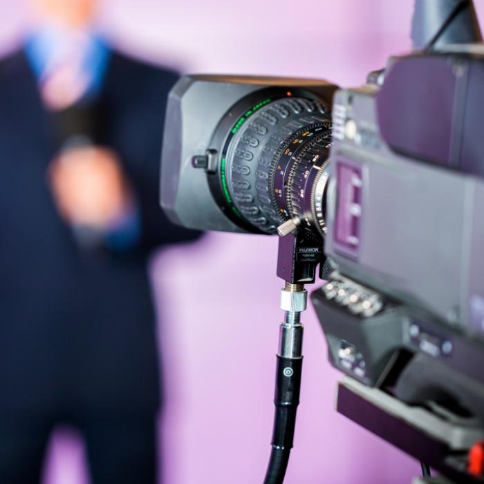 Todes-Drama! Trauer um beliebten TV-Moderator