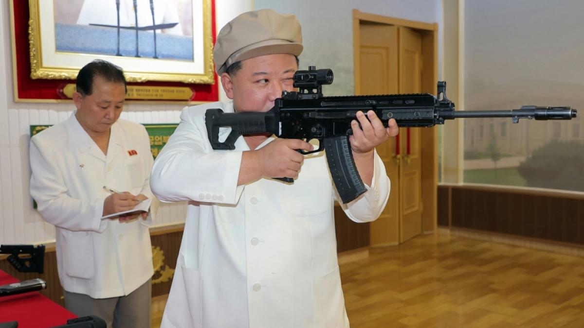 Die Drohgeb&auml;rden gen Westen rei&szlig;en nicht ab: Machthaber Kim Jong Un will die Waffenproduktion in Nordkorea ausbauen. (Foto)