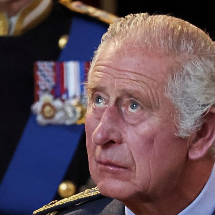 Abdankung prophezeit! Wird ER der nächste Briten-Monarch?