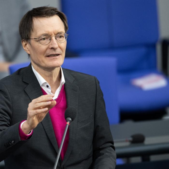 Gesundheitswesen auf Kriegsfall vorbereiten! Reformpläne spalten das Netz