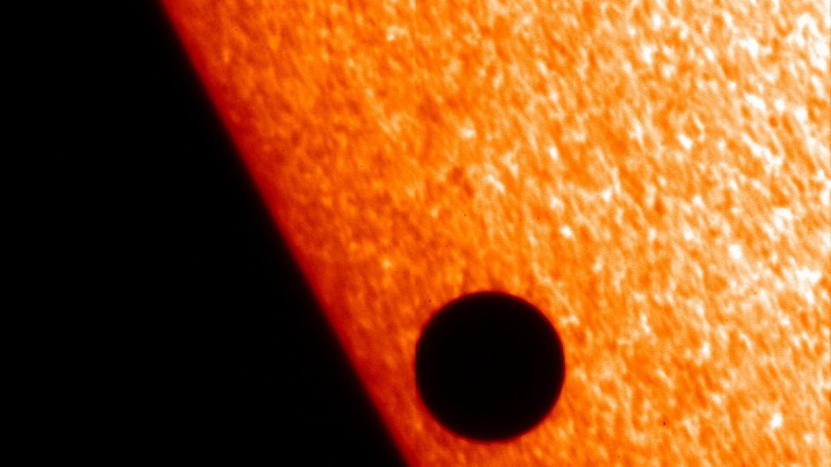 Am 11.11.2019 d&uuml;rfen sich Astro-Fans auf eine Mini-Finsternis freuen. (Foto)