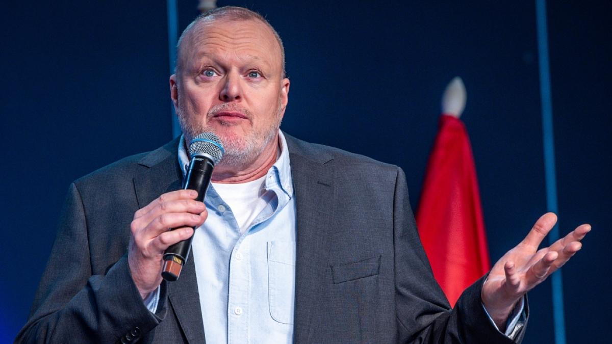 Stefan Raab wollte beim ESC 2025 gewinnen, landete aber mit seinem Act nur auf Platz 15. (Foto)