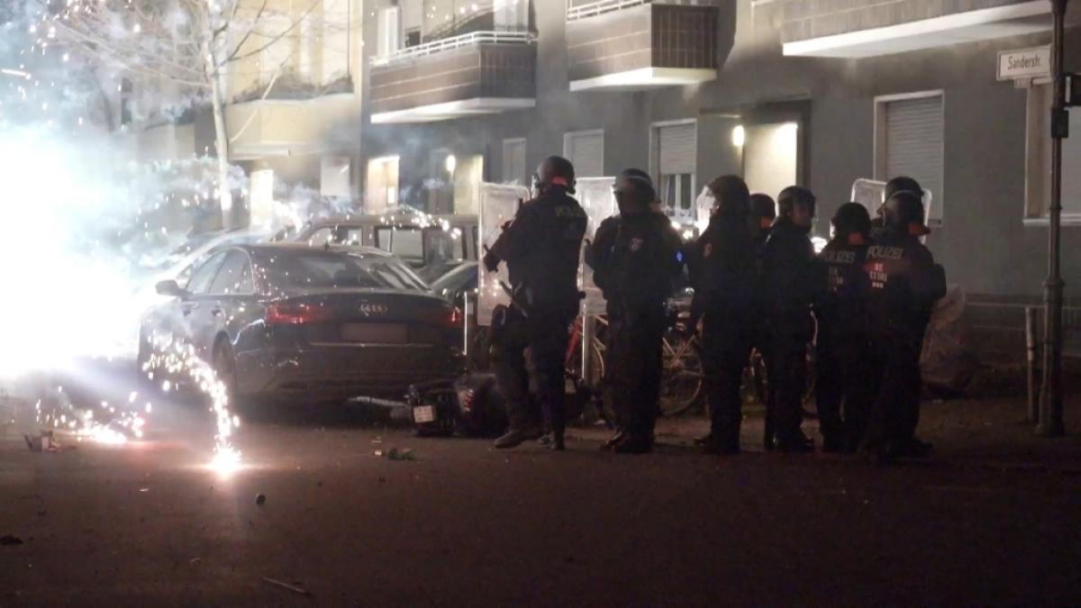 Verschleiert die ARD gezielt die T&auml;terherkunft nach den Silvester-Krawallen? (Foto)