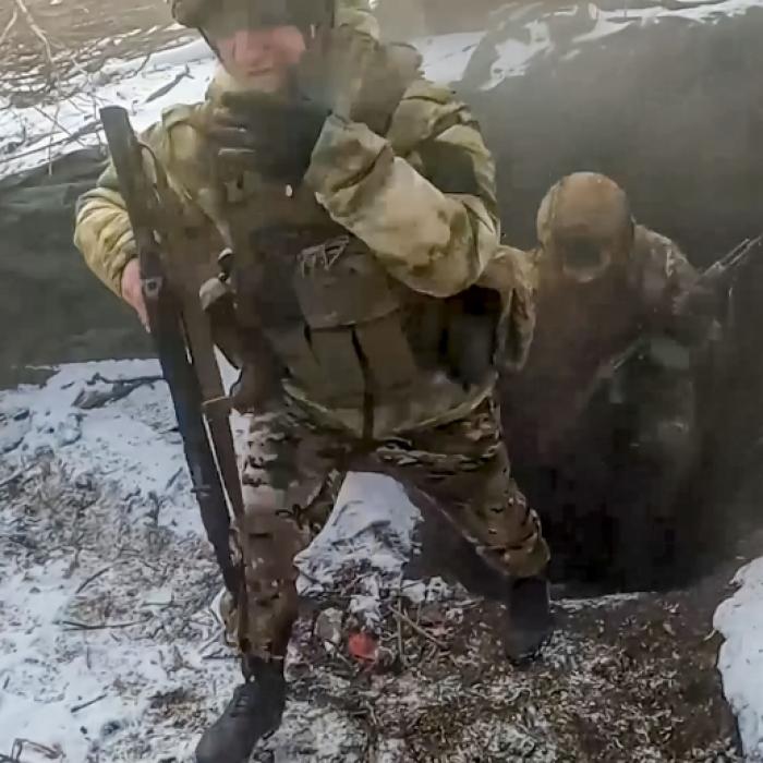 Wirbel um fehlende Putin-Truppen - Kreml-Kämpfer auf Krücken an der Front