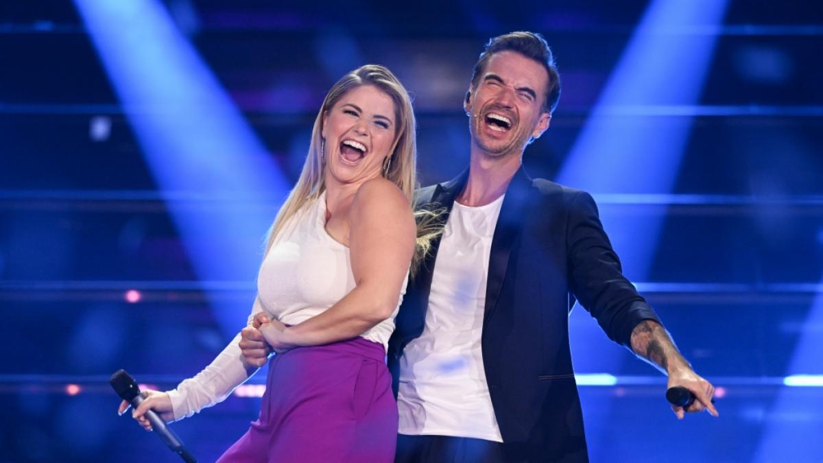 Beatrice Egli und Florian Silbereisen kommen sich in ihrem neuen Video verdammt nah. (Foto)