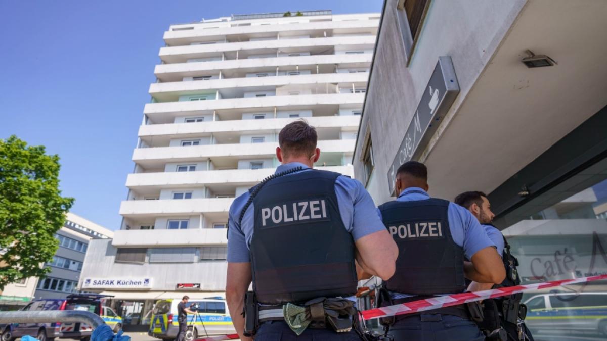In Hanau fand die Polizei zwei Kinder. Die Staatsanwaltschaft geht von einem T&ouml;tungsdelikt aus. (Foto)