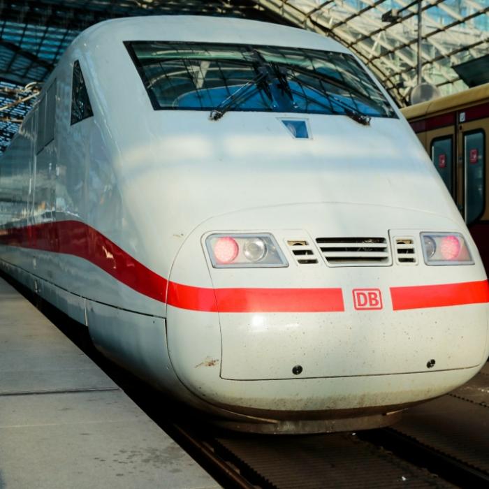 Was verdienen Lokführer bei der Deutschen Bahn? 