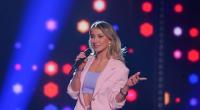 Anna-Carina Woitschack nimmt einen Song mit Menderes Bagci auf.