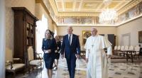 Die Papst-Audienz von Joe Biden sorgte für bizarre Gerüchte im Netz.