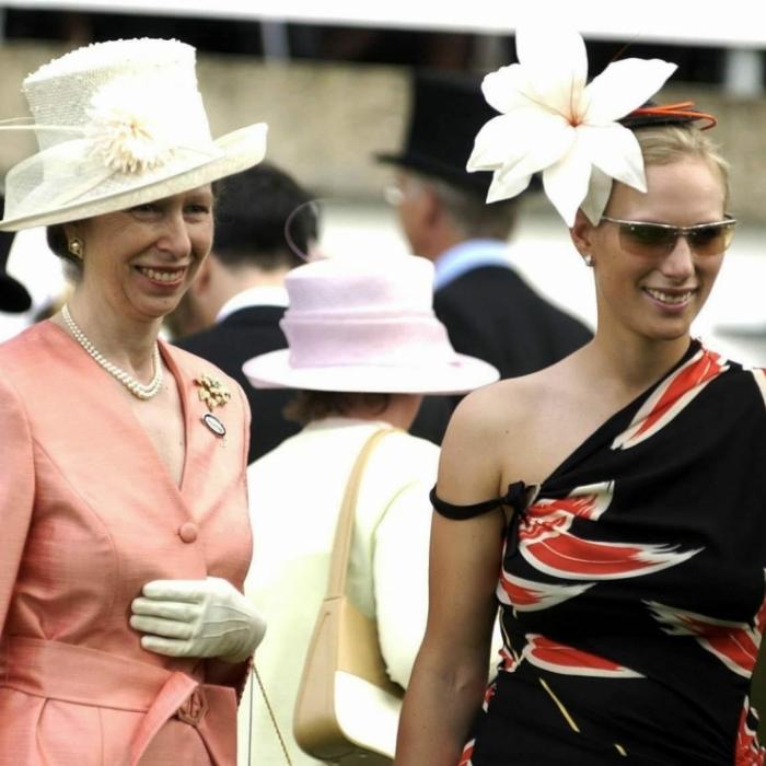 Geheime Tochter im Palast! DAS ist die Schwester von Zara Tindall