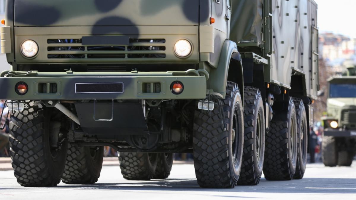 In Wolgograd ist ein Milit&auml;rlastkraftwagen in eine Menschengruppe gerast. (Symbolbild) (Foto)