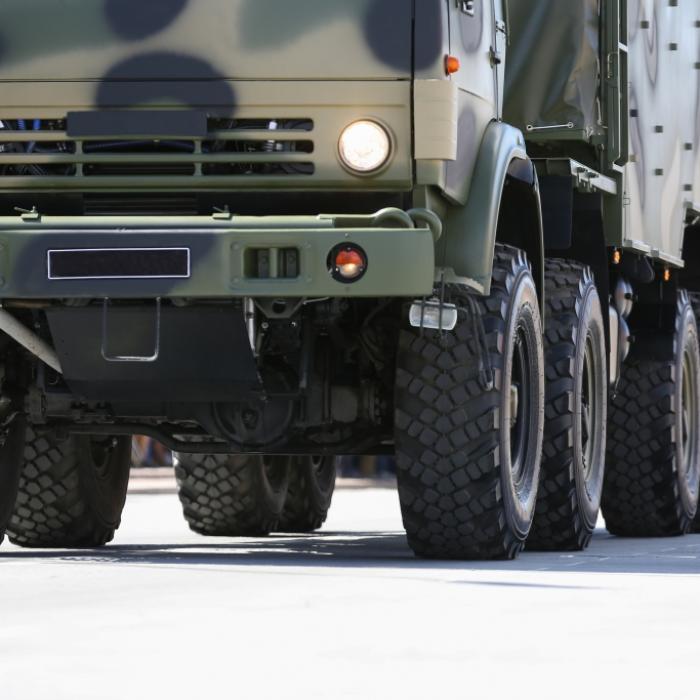 Russischer Militär-Lkw rast in Wolgograd über Zivilisten