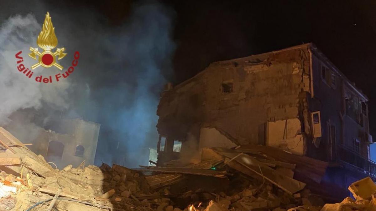 Auf Sizilien st&uuml;rzte ein Geb&auml;ude bei einer Explosion ein. Mindestens zwei Menschen sind gestorben. (Foto)