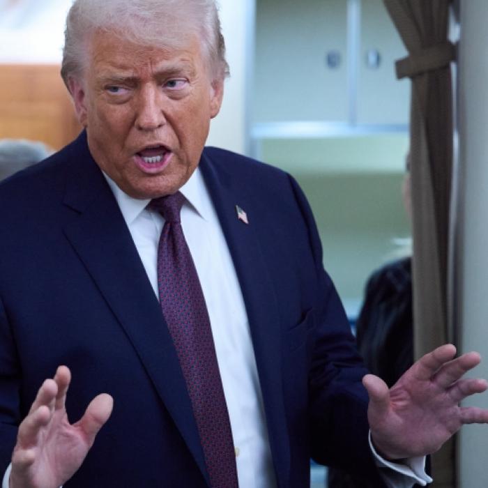 US-Präsident blamiert mit peinlicher Pinguin-Panne im Weißen Haus